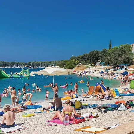 Apartament Stunning In With Wifi Pula