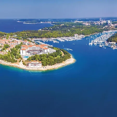 Stunning In With Wifi Pula