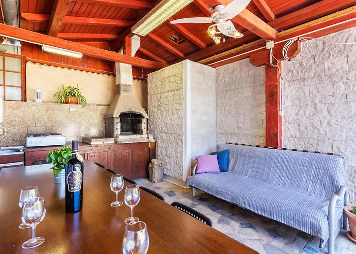 Stunning In With Wifi Apartment