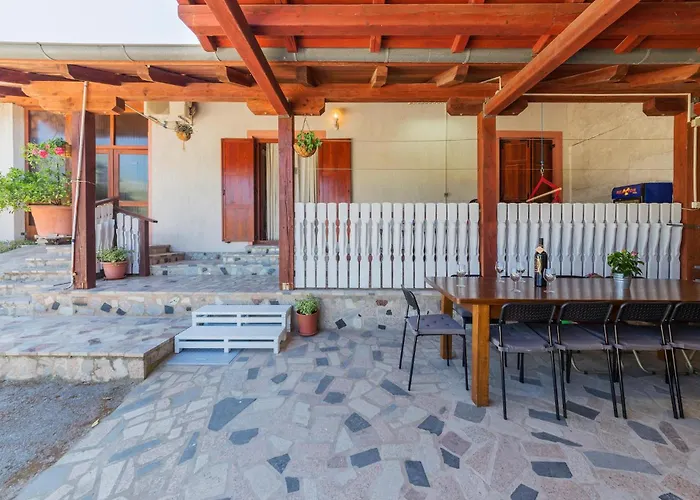 Stunning In With Wifi Pula