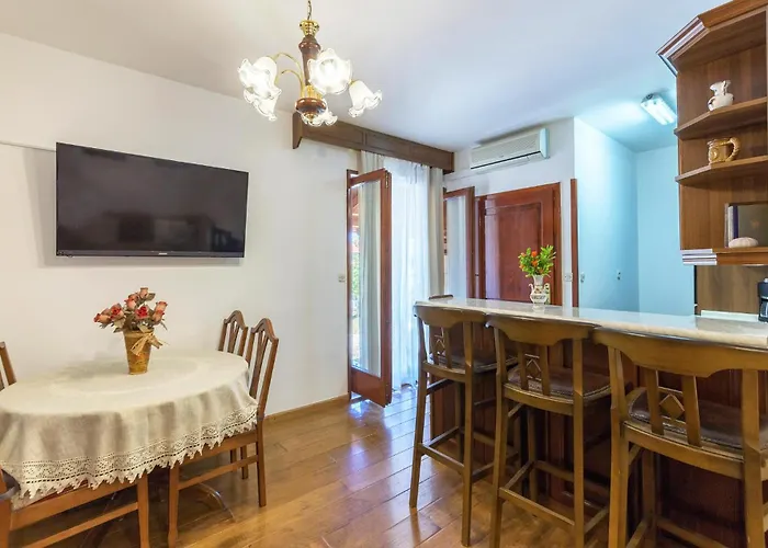 Stunning In With Wifi