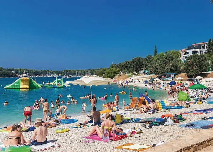 Lägenhet Stunning In With Wifi Pula